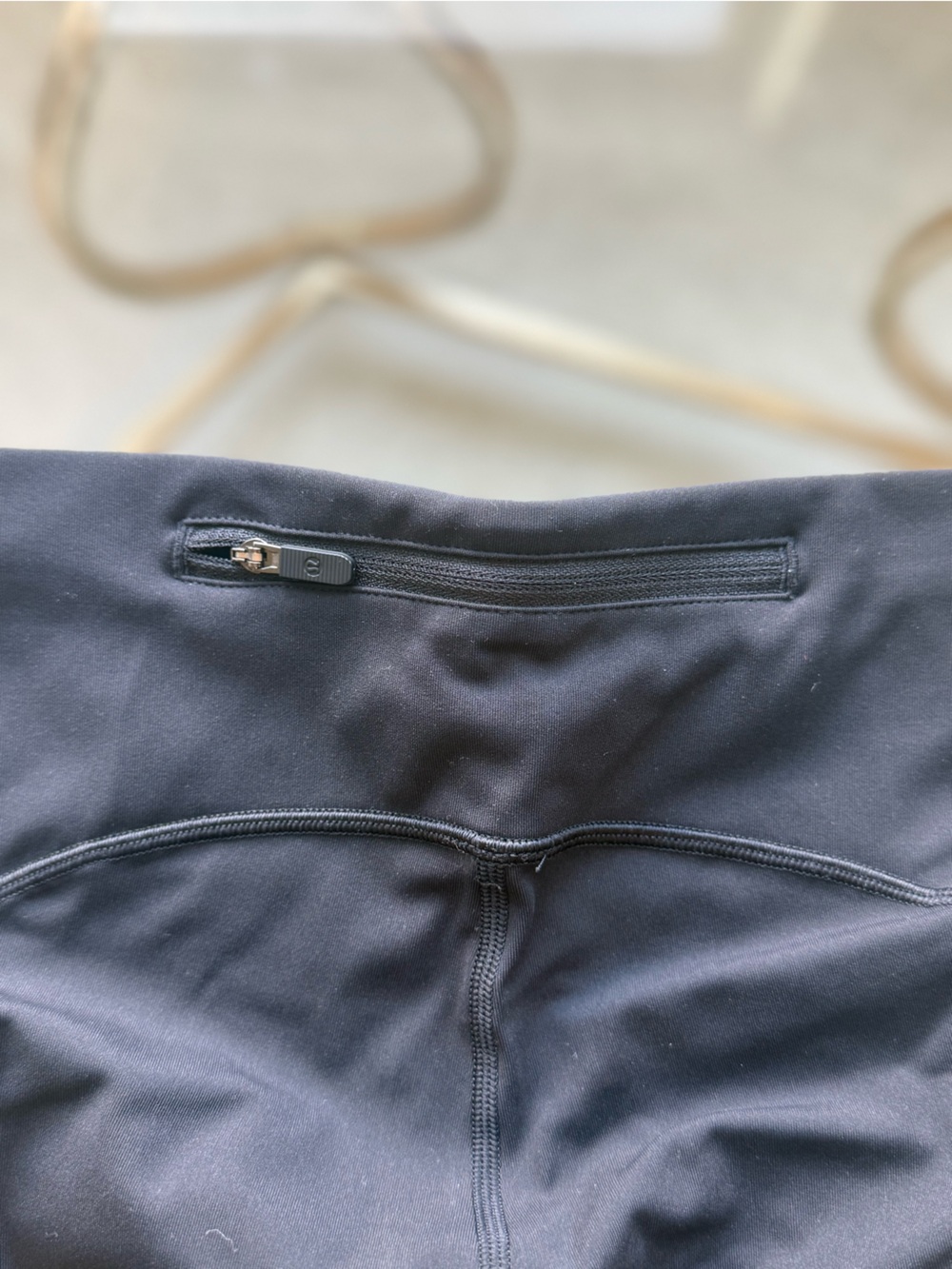 Lululemon Speed up Tight Full on Luxtreme Sz 6 MSRP $108 - Picture 9 of 10